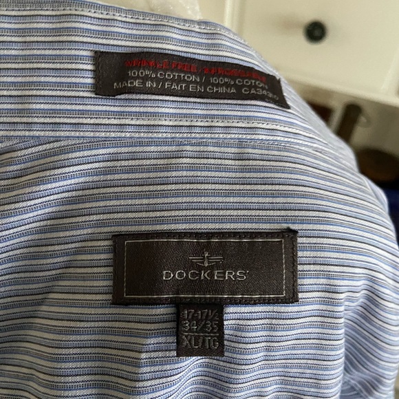 Dockers - Picture 3 of 3